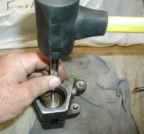 Removing the pistons