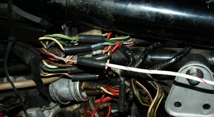 The white/red wire connection.