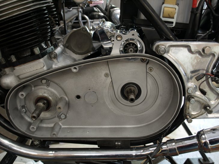 The inner primary case installed